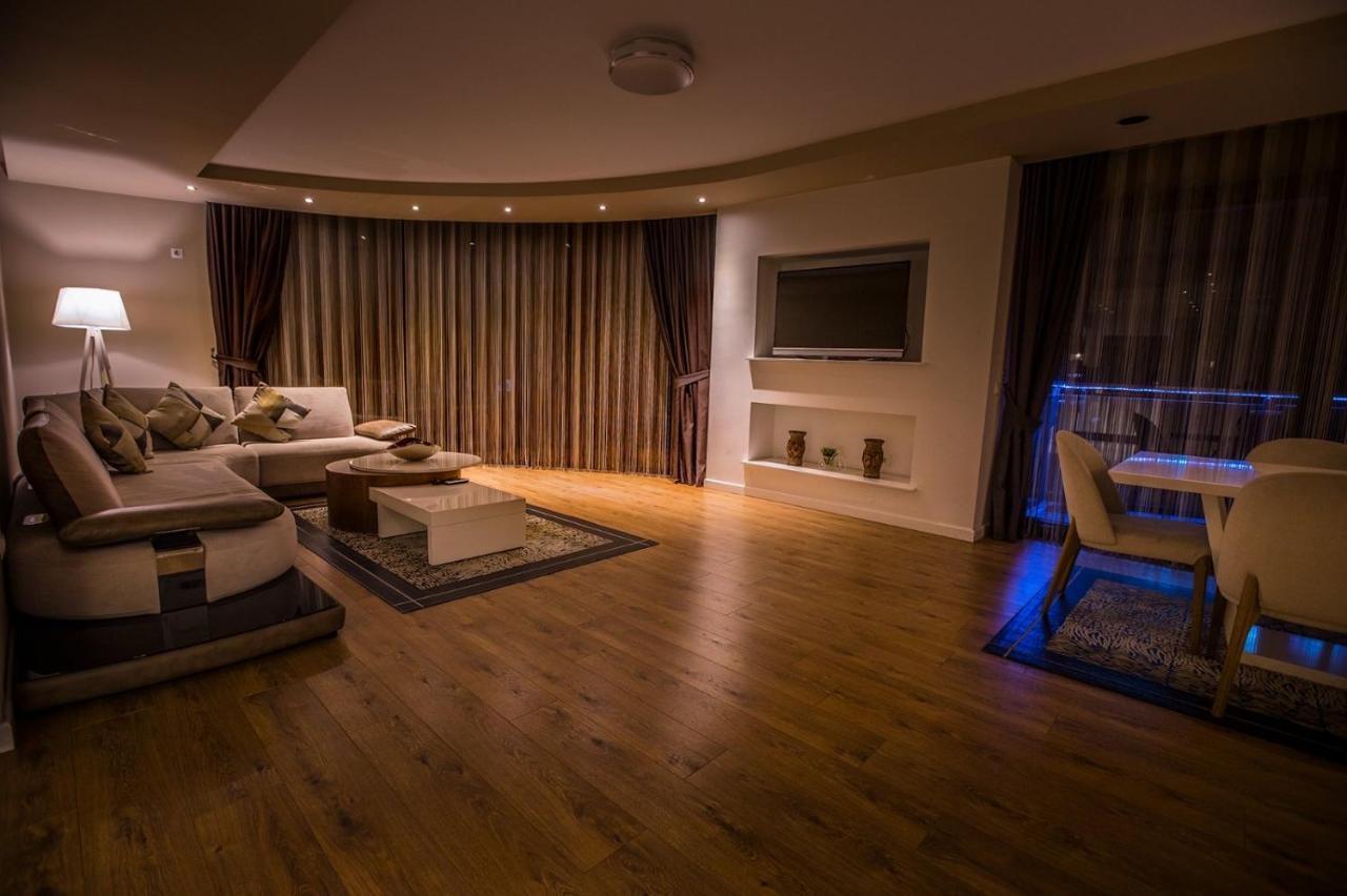 פרישטינה Bentley Apartments מראה חיצוני תמונה