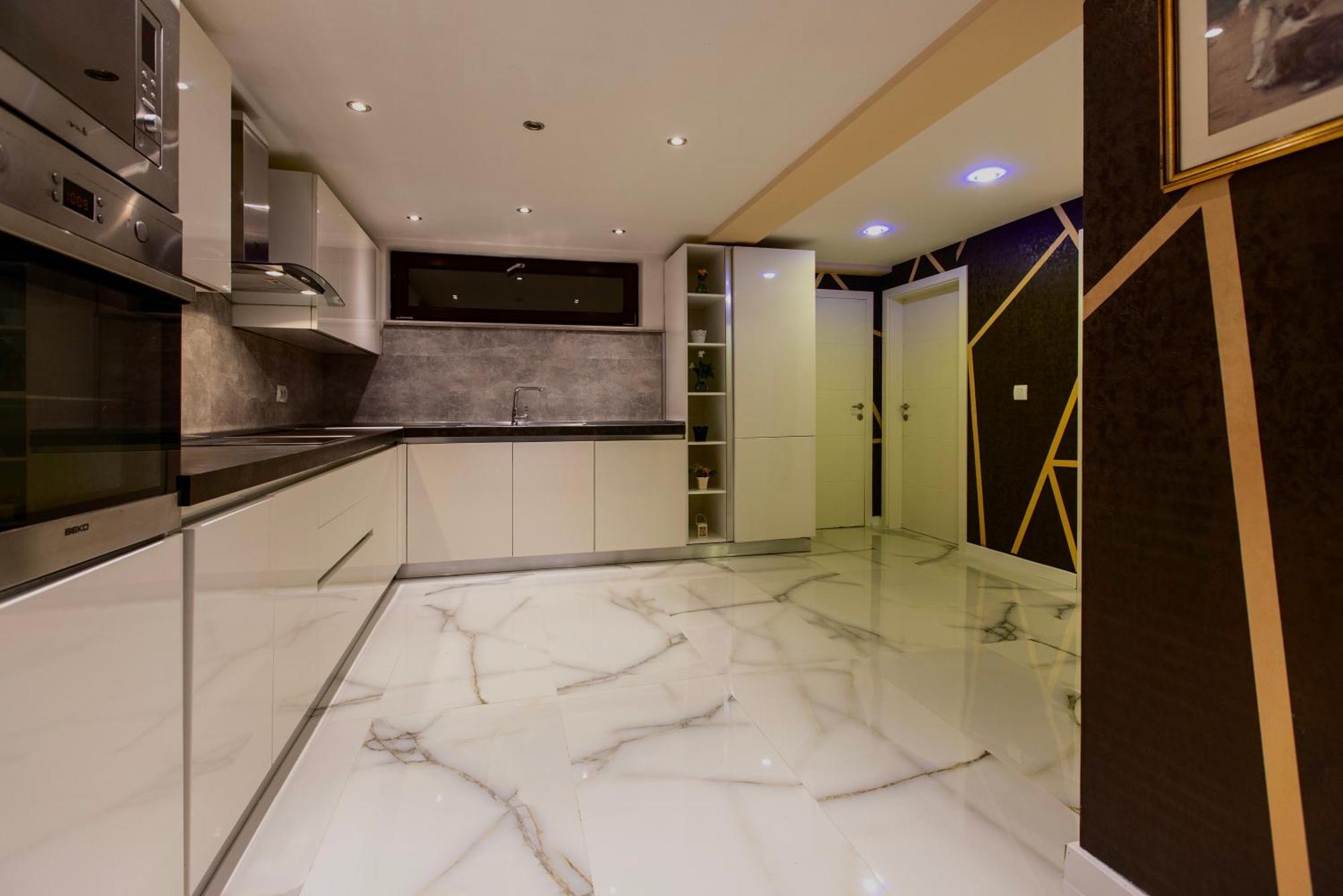 פרישטינה Bentley Apartments מראה חיצוני תמונה
