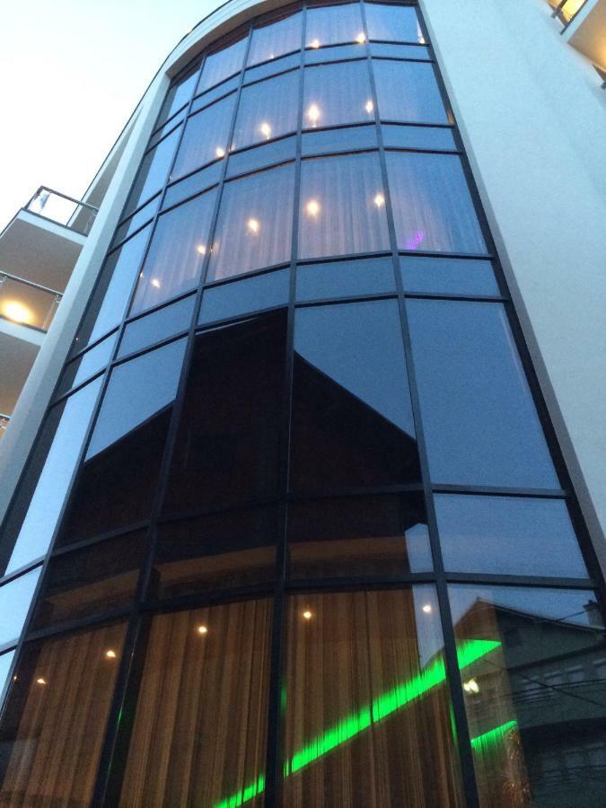 פרישטינה Bentley Apartments מראה חיצוני תמונה